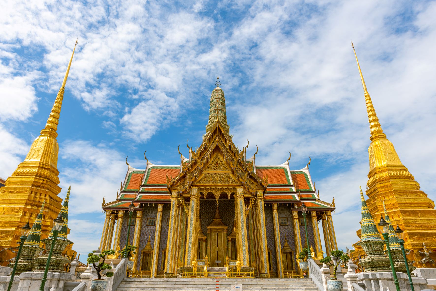 Wat Phra Kaew: Bangkok’s Must-See Temple Complex